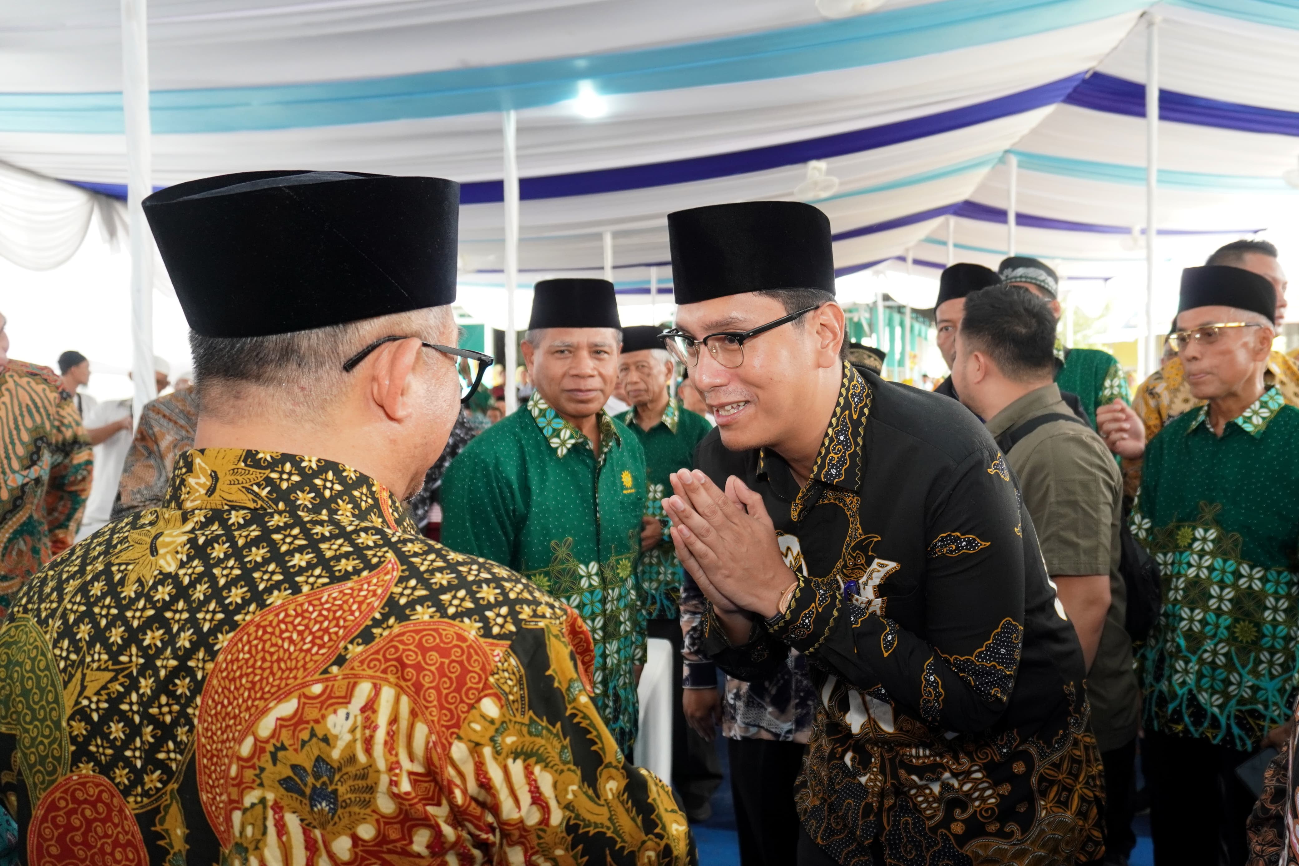 Wali Kota Medan bersama Medikdasmen Lepas Calon Jamaah Haji KBIHU Muhammadiyah