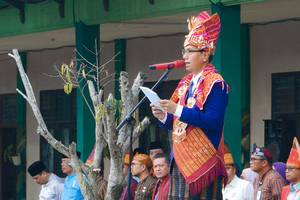 Pimpin Upacara Hardiknas, Rico Waas: Pendidikan Hak Asasi dan Sipil Setiap Insan