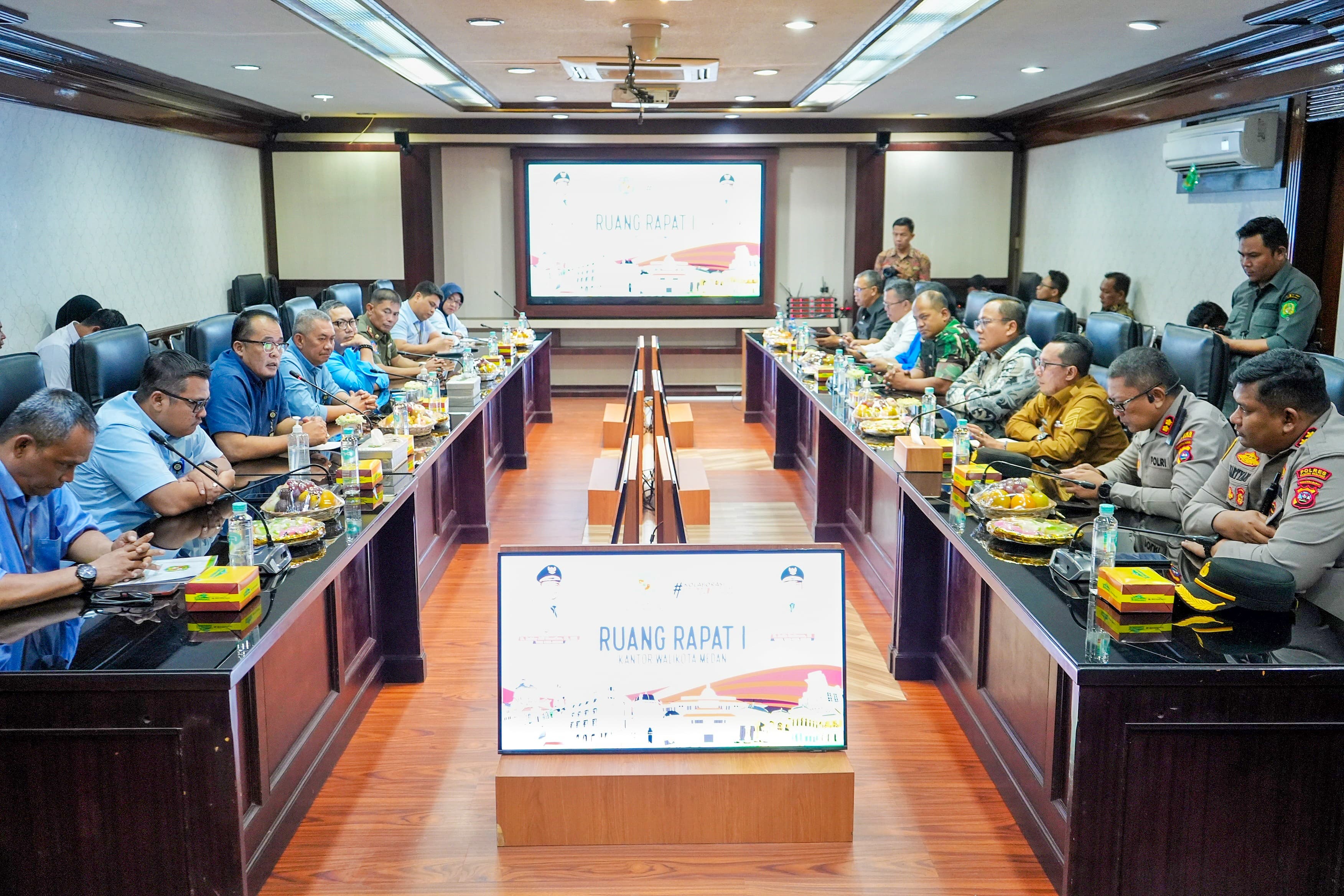 Tertarik dengan Peningkatan PAD Kota Medan, Bupati Tanah Datar Berkunjung ke Pemko Medan