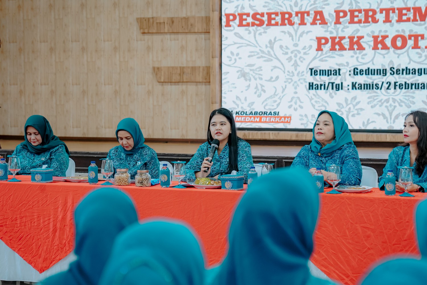 Ketua TP PKK Ny Kahiyang Ayu M Bobby Afif Nasution Memimpin Pertemuan Bulanan TP PKK Kota Medan di Gedung Serba Guna PKK, Jalan Rotan Proyek Medan, Kamis (2/2)