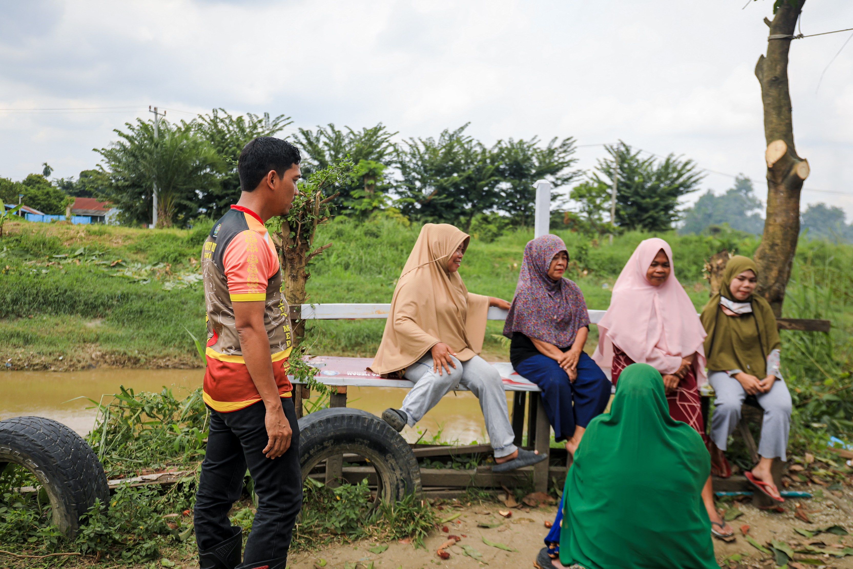 Kegiatan Gotong Royong Bersih Sungai Deli yang digagas Wali Kota Medan, Bobby Nasution Guna Mengatasi Permasalahan Banjir di Kota Medan Mendapat Tanggapan Positif Dari Warga Kota Medan