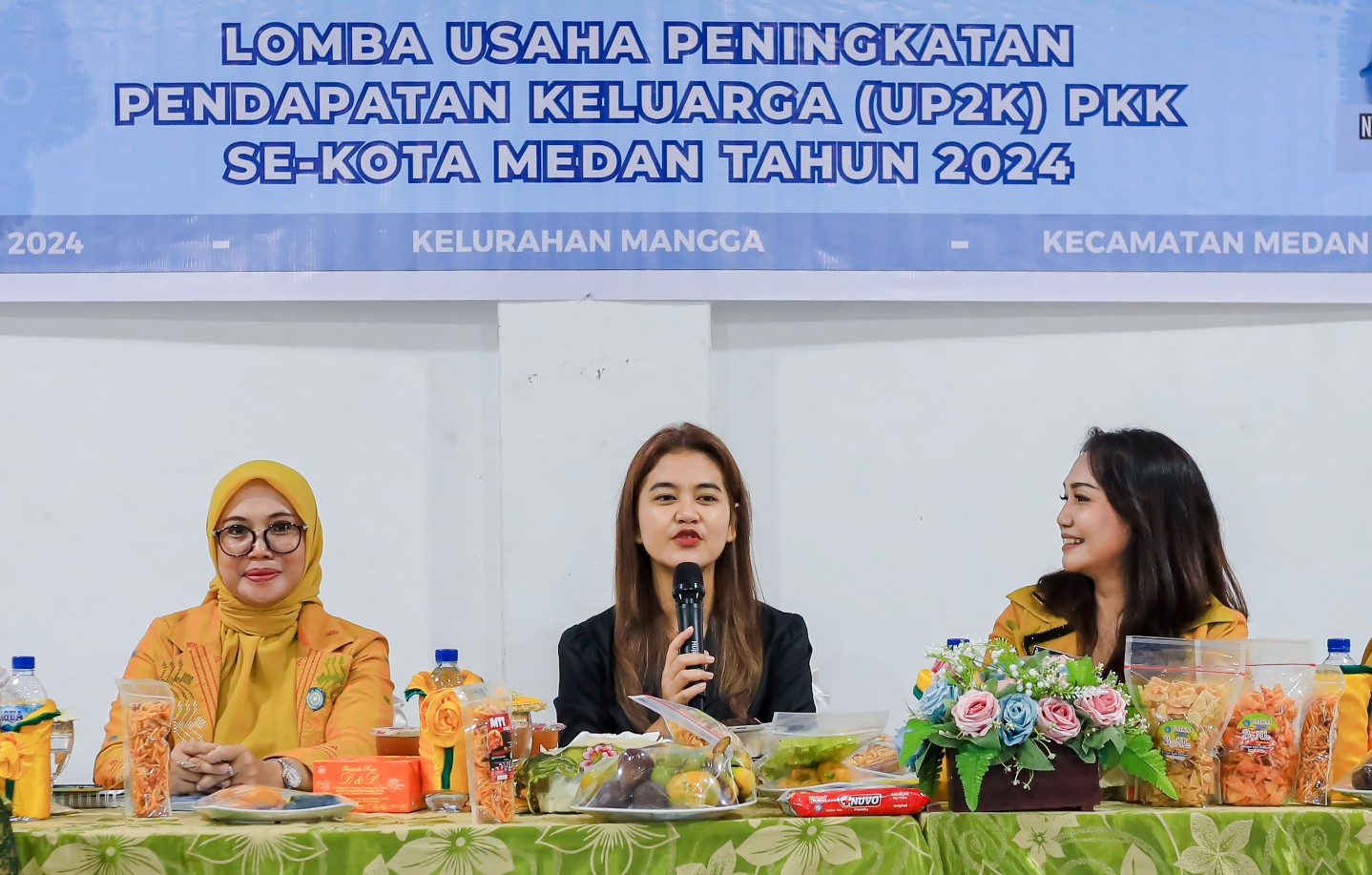 Ketua TP PKK Kota Medan, Kahiyang Ayu Melakukan Kunjungan Ke Kantor Lurah Mangga, Jalan Tembakau Raya, Medan Tuntungan, Rabu (17/1/2024)