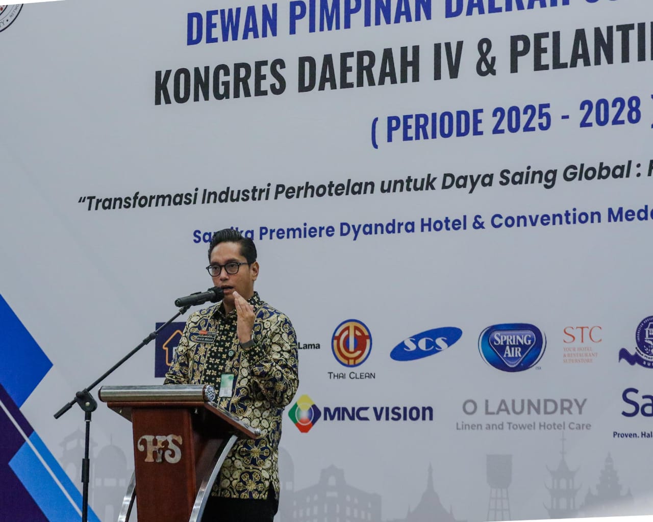 Rico Waas Berharap Manajemen Hotel Besarkan UMKM Medan dan Dukung Produk Lokal