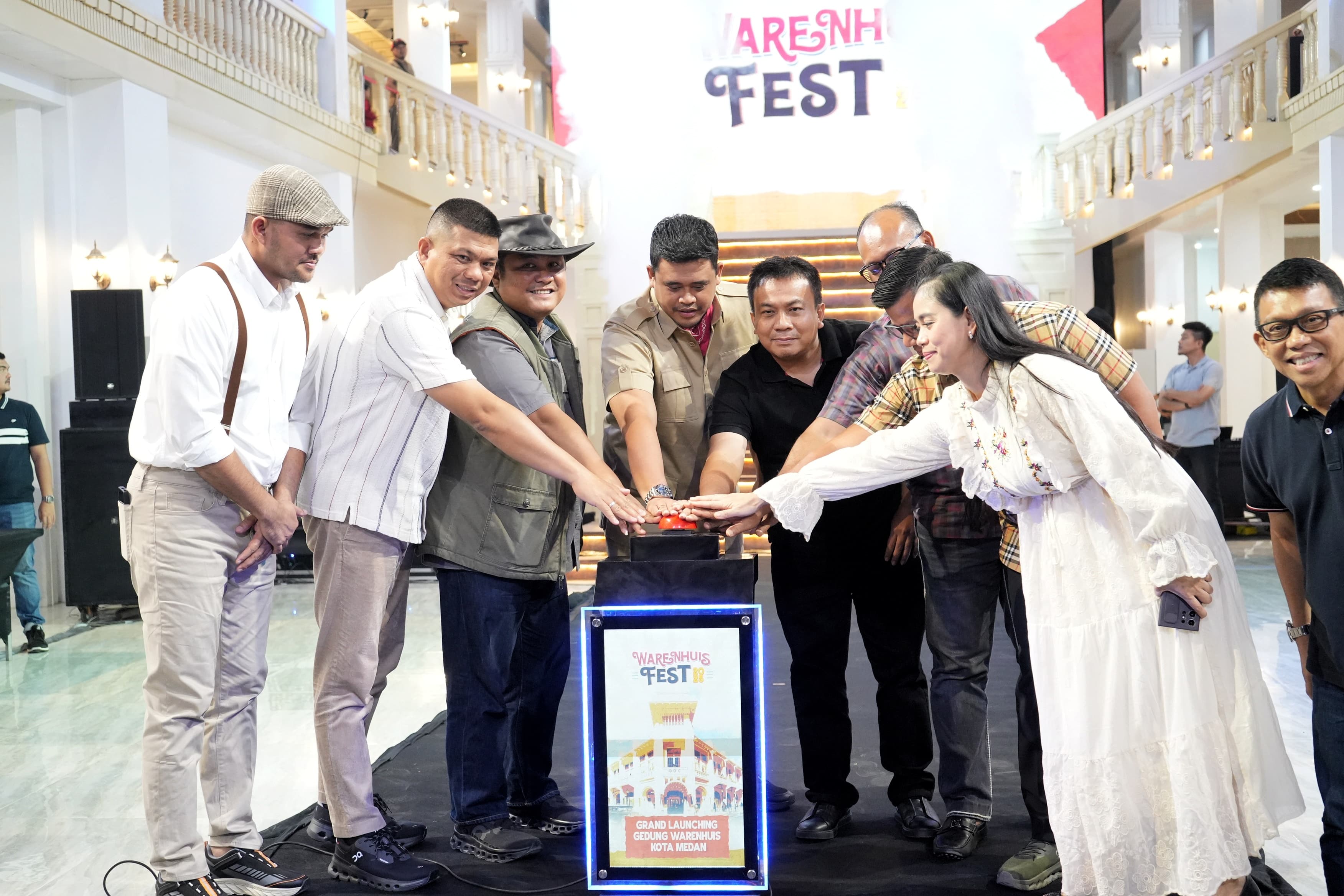 Resmikan Gedung Warenhuis, Wali Kota Medan Sukses Hadirkan Nuansa Medan Tempo Doeloe