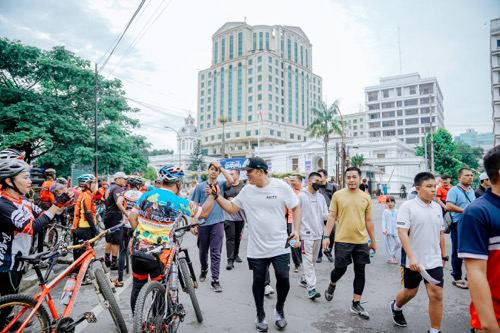 Antusiasme Masyarakat Kota Medan Cukup Tinggi Mengikuti Berbagai Aktifitas Olahraga di Car Free Day (CFD), Minggu (16/10).