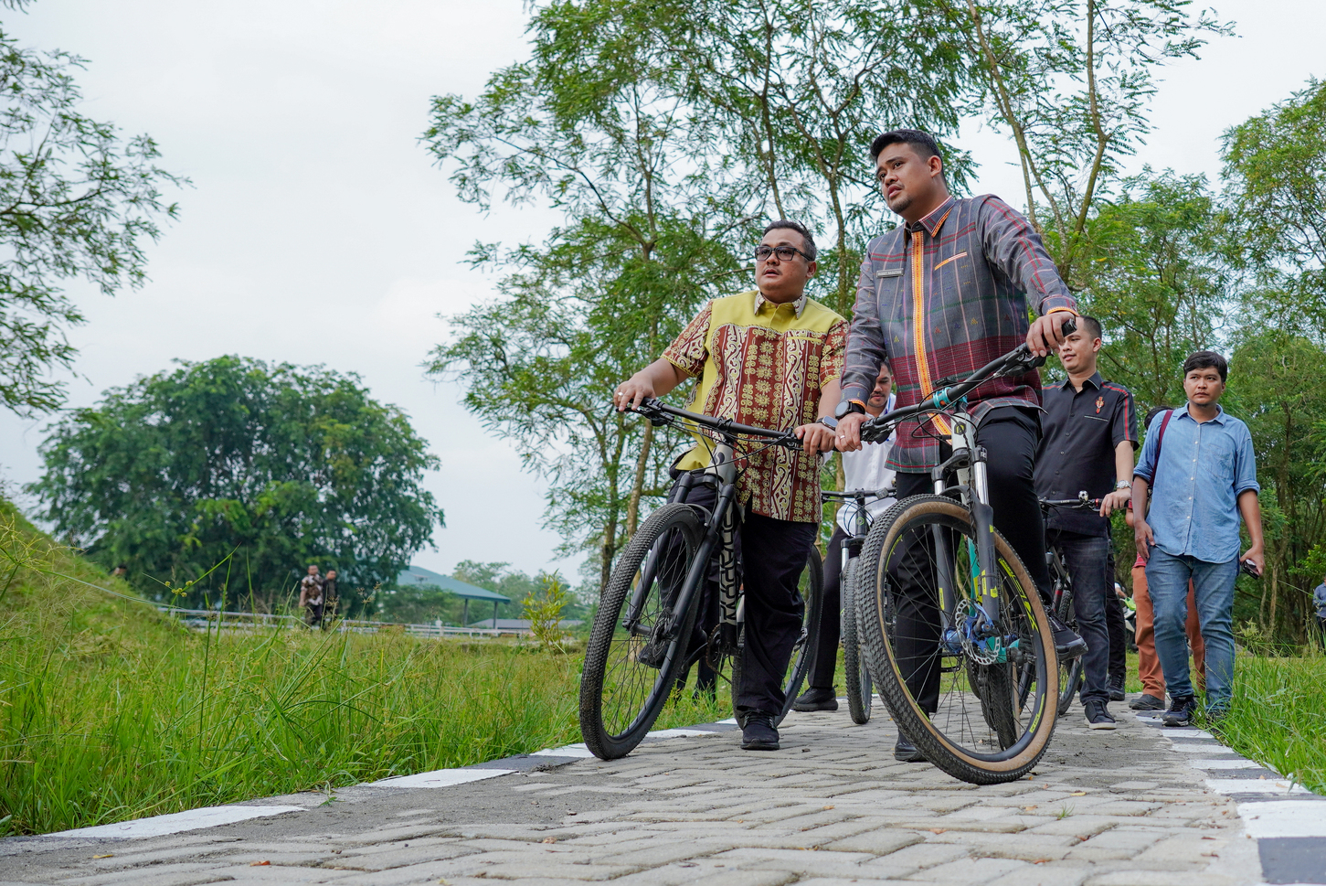 Tinjau Progres Revitalisasi Taman Cadika, Bobby Nasution: Ini untuk Masyarakat, Non APBD