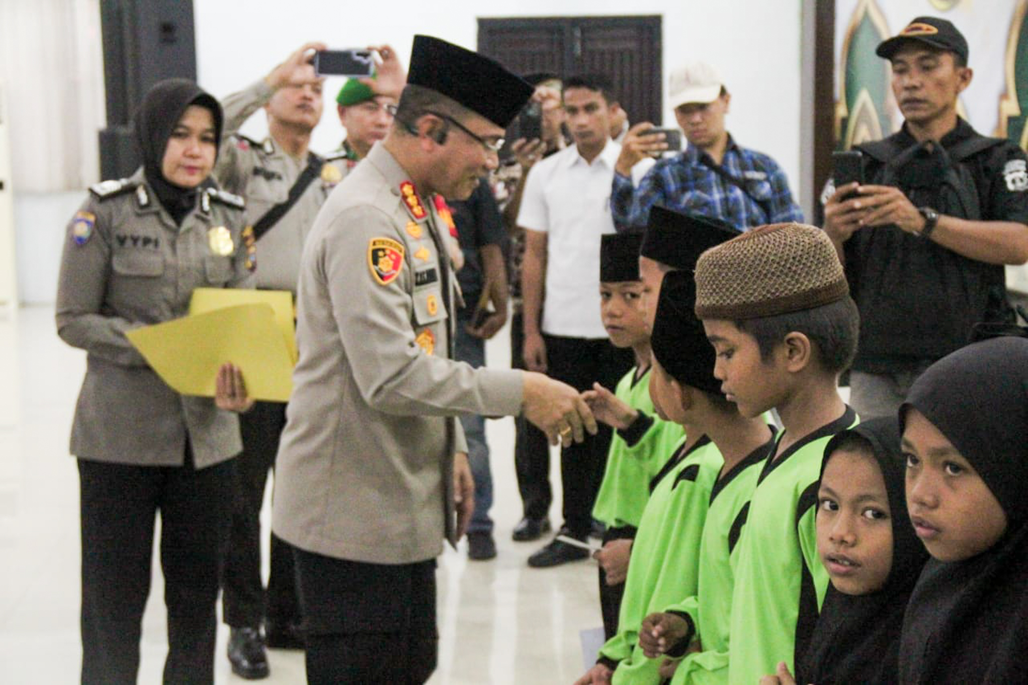 Bobby Nasution Apresiasi Polrestabes Peringati Nuzulul Quran dan Buka Puasa Bersama Anak Yatim Piatu