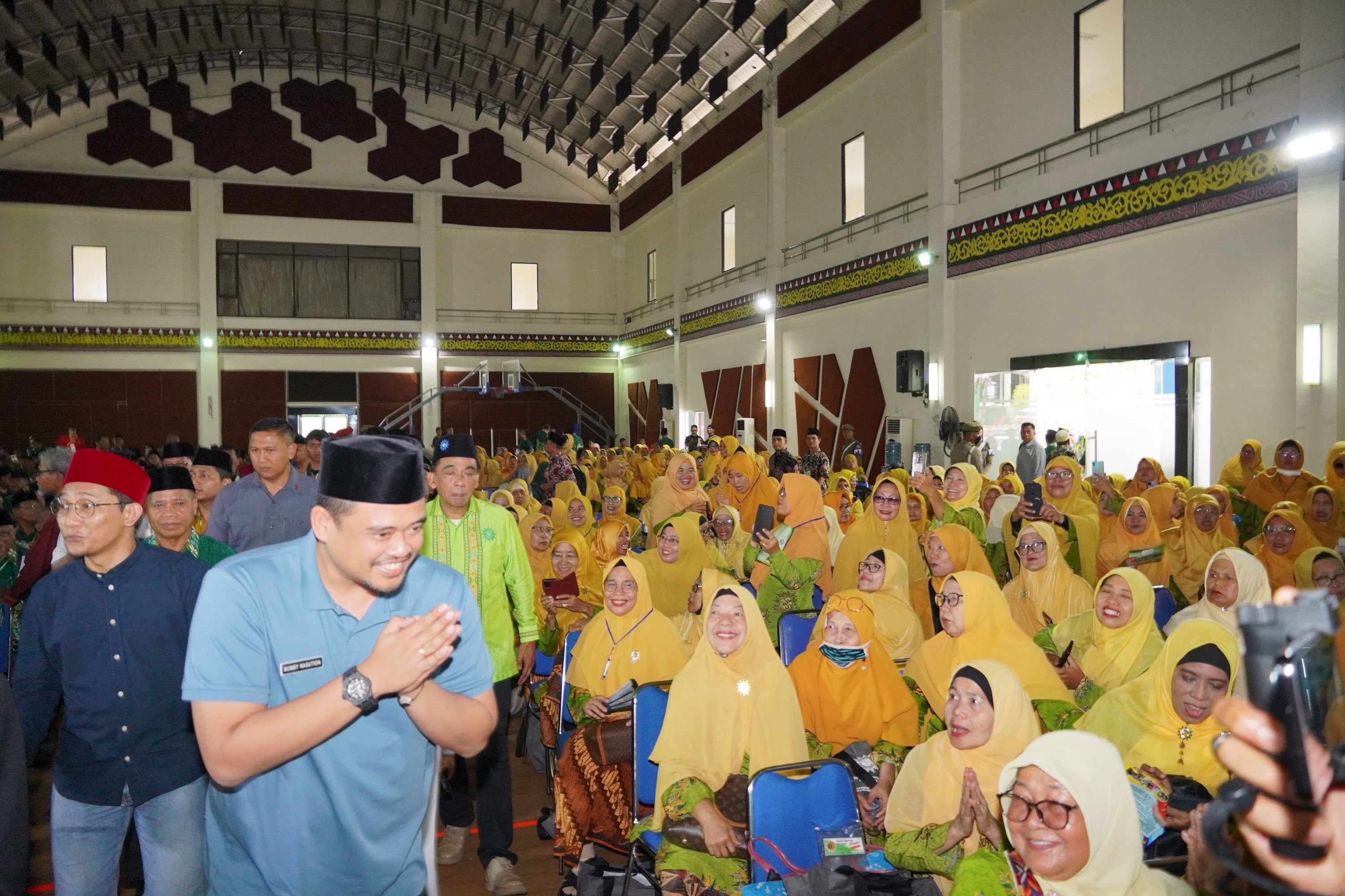 Wali Kota Medan Bobby Nasution Hadiri Musda Ke-13 Muhammadiyah & Aisyiyah Kota Medan di Hall Politeknik Pariwisata Negeri Medan Jalan Rumah Sakit Haji Medan, Jumat (26/5)