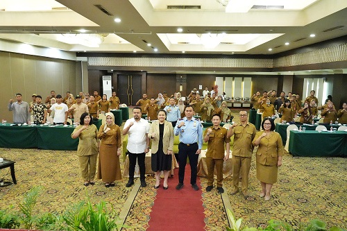 Pemko Medan Melalui Dinas Ketenagakerjaan Kota Medan Memberikan Sosialisasi Pemahaman Kepada Para Kepala Lingkungan (Kepling) di wilayah Kec. Medan Belawan terkait dengan perlindungan terhadap CPMI asal Kota Medan, Selasa (27/6).