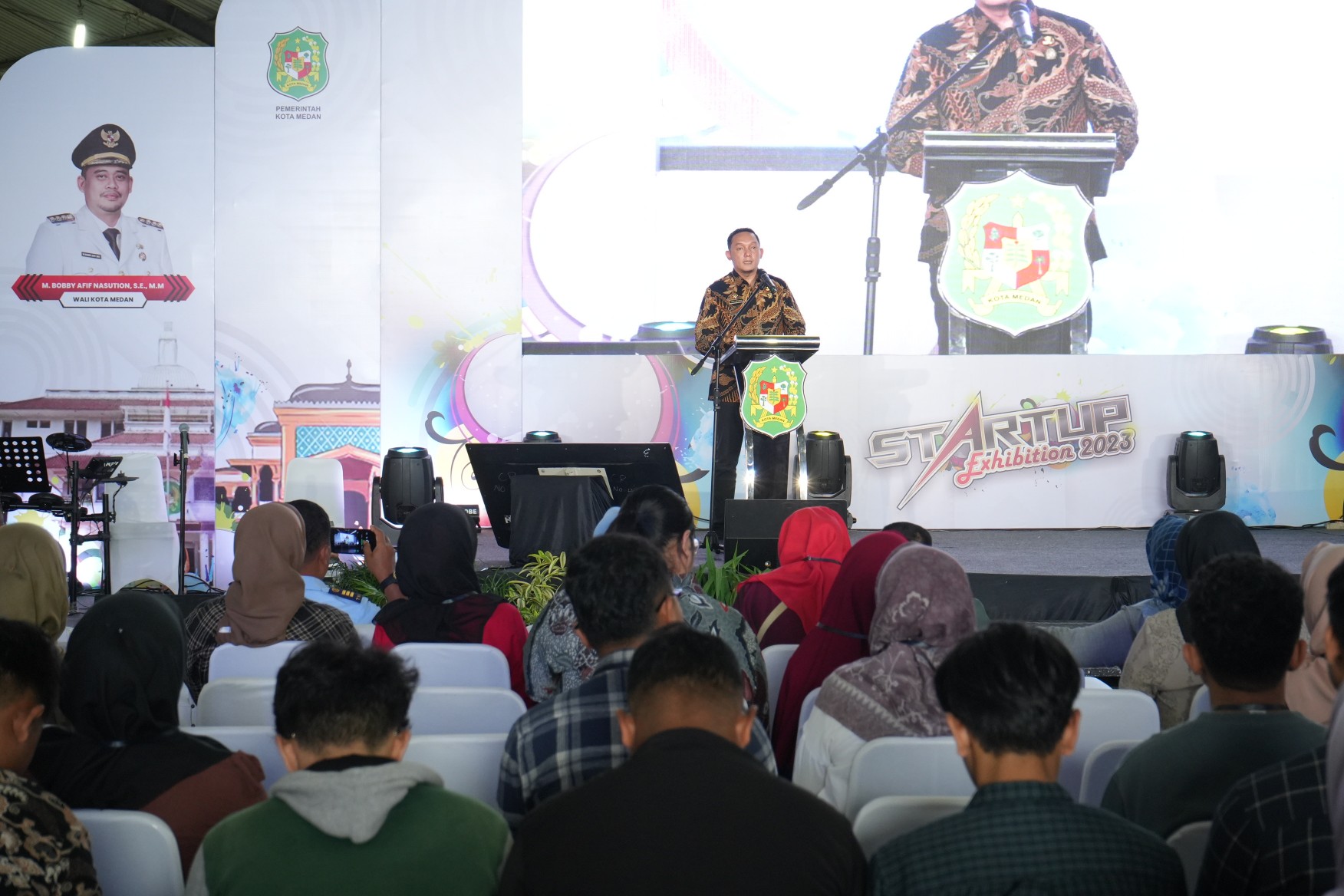 Kepala Dinas Pariwisata Kota Medan, Yuda Pratiwi Setiawan Membuka Medan Startup Exhibition 2023 yang diselenggarakan di Gedung Pancasila USU, Kamis (2/11/2023)