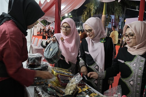 Ikut Meramaikan Gelar Melayu Serumpun, Pelaku UMKM Kuliner mengaku Beromzet Rp 2,5 Juta Di Hari Pertama