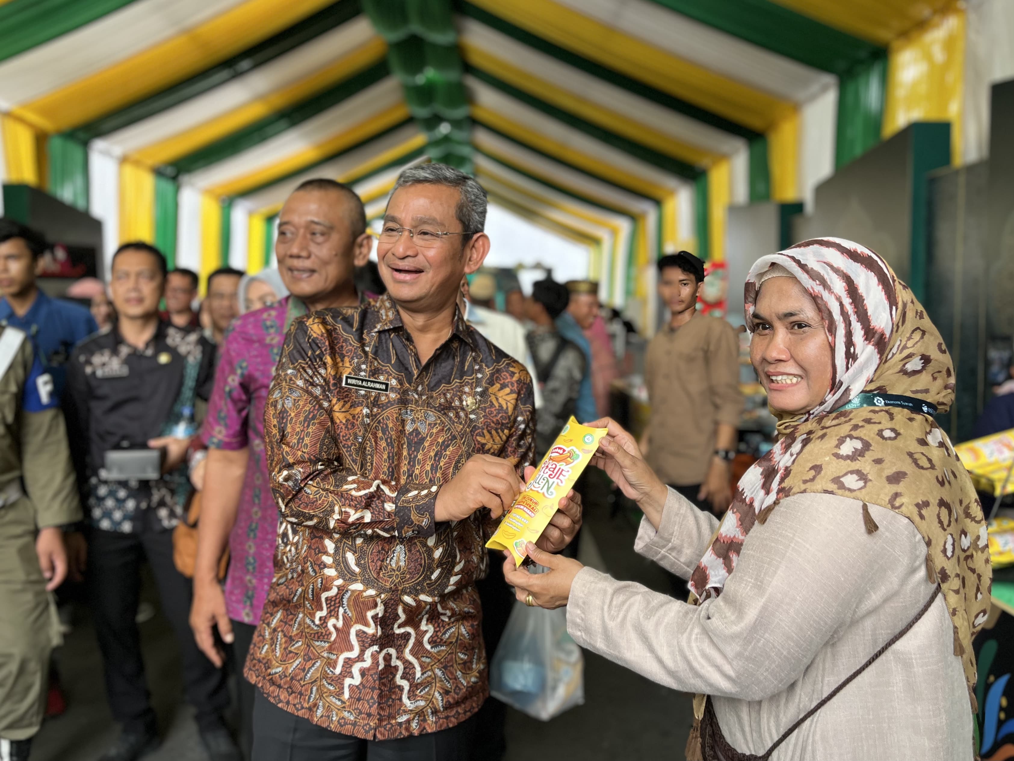 Sekda Kota Medan Wiriya Alrahman Menghadiri Soft Opening Festival Kuliner Halal “The Kitchen of Asia” di Jalan Masjid Raya, Kamis (20/7)