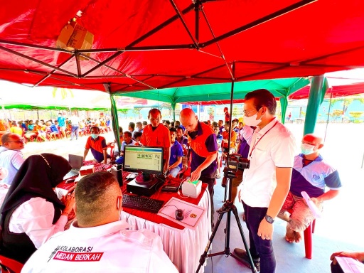 Dinas Kependudukan dan Catatan Sipil (Disdukcapil) Kota Medan Melakukan Program Pelayanan Jemput Bola Administrasi Kependudukan (Adminduk) di Rutan Kelas I Tanjung Gusta Medan, Rabu (31/8)