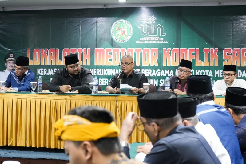 Asisten Pemerintah dan Kesejahteraan Rakyat, Muhammad Sofyan Dalam Penutupan Lokalatih Mediator Konflik SARA Yang Diselenggarakan Forum Kerukunan Umat Beragama (FKUB) Medan, di Hotel Madani, Sabtu (20/5)