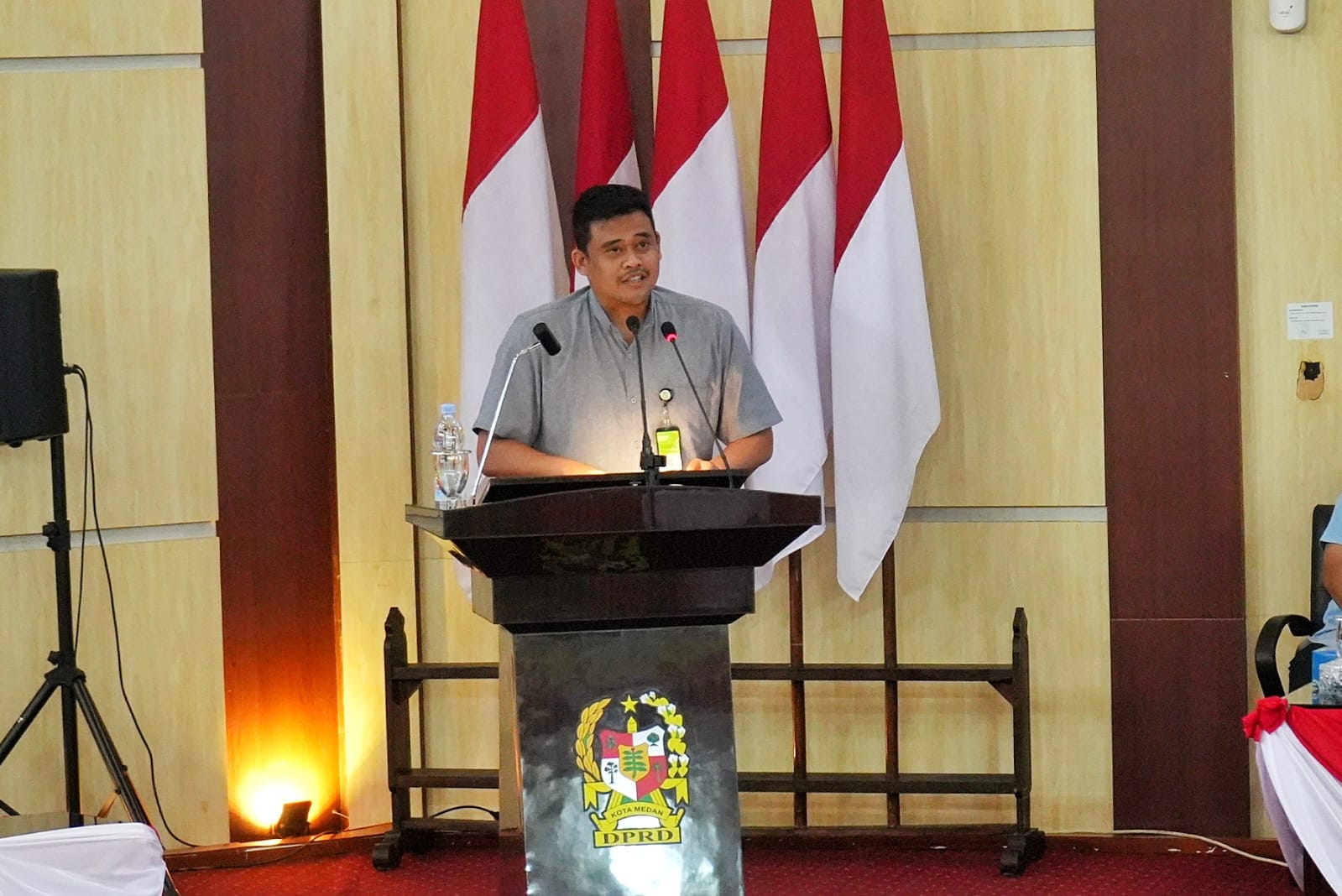 Wali Kota Medan, Bobby Nasution Menghadiri Rapat Paripurna DPRD Medan, di Gedung DPRD Medan, Selasa (10/9/2024)