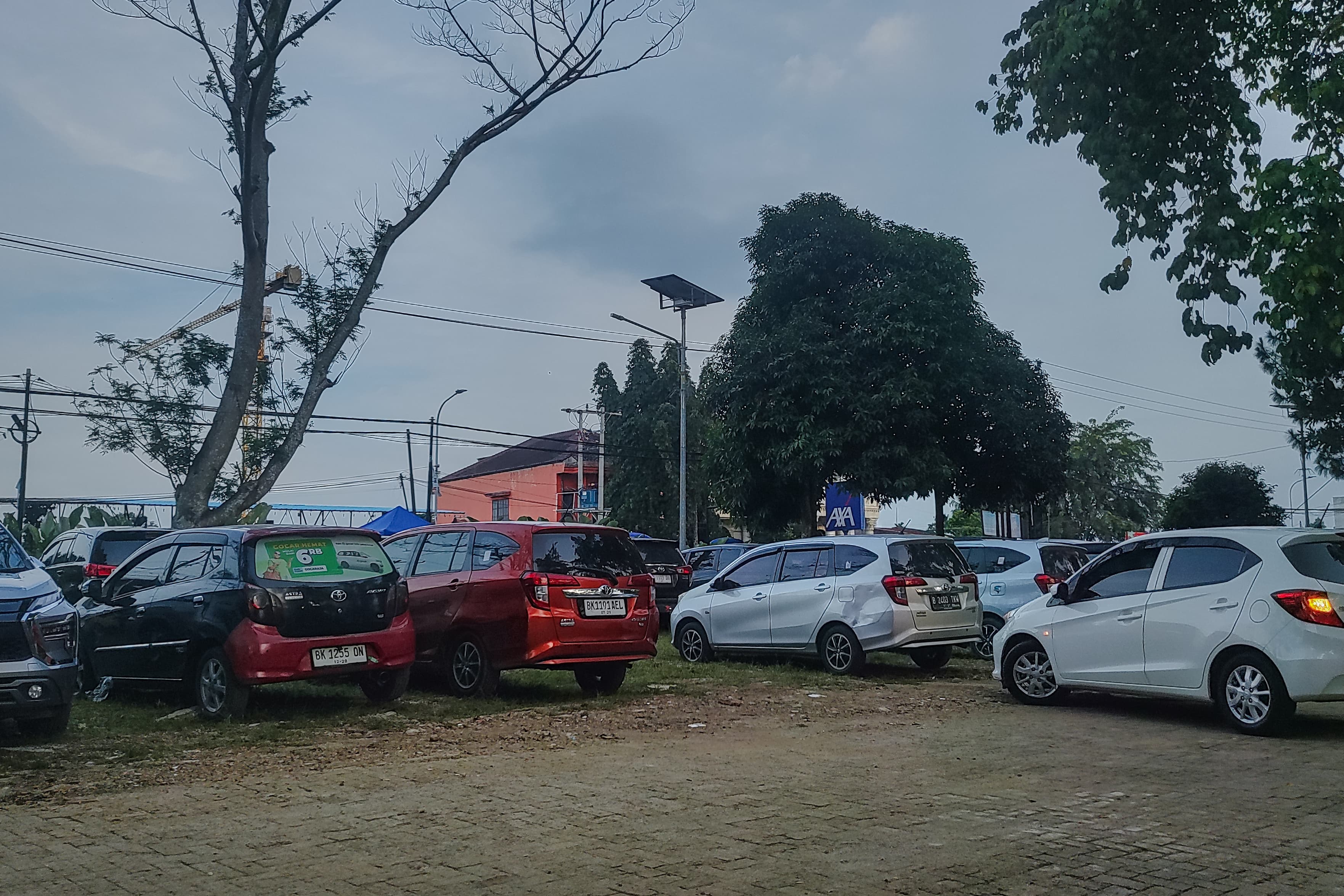 Antisipasi Kehilangan, Kendaraan Roda Dua Wajib Tunjukkan STNK Di Parkiran Taman Cadika