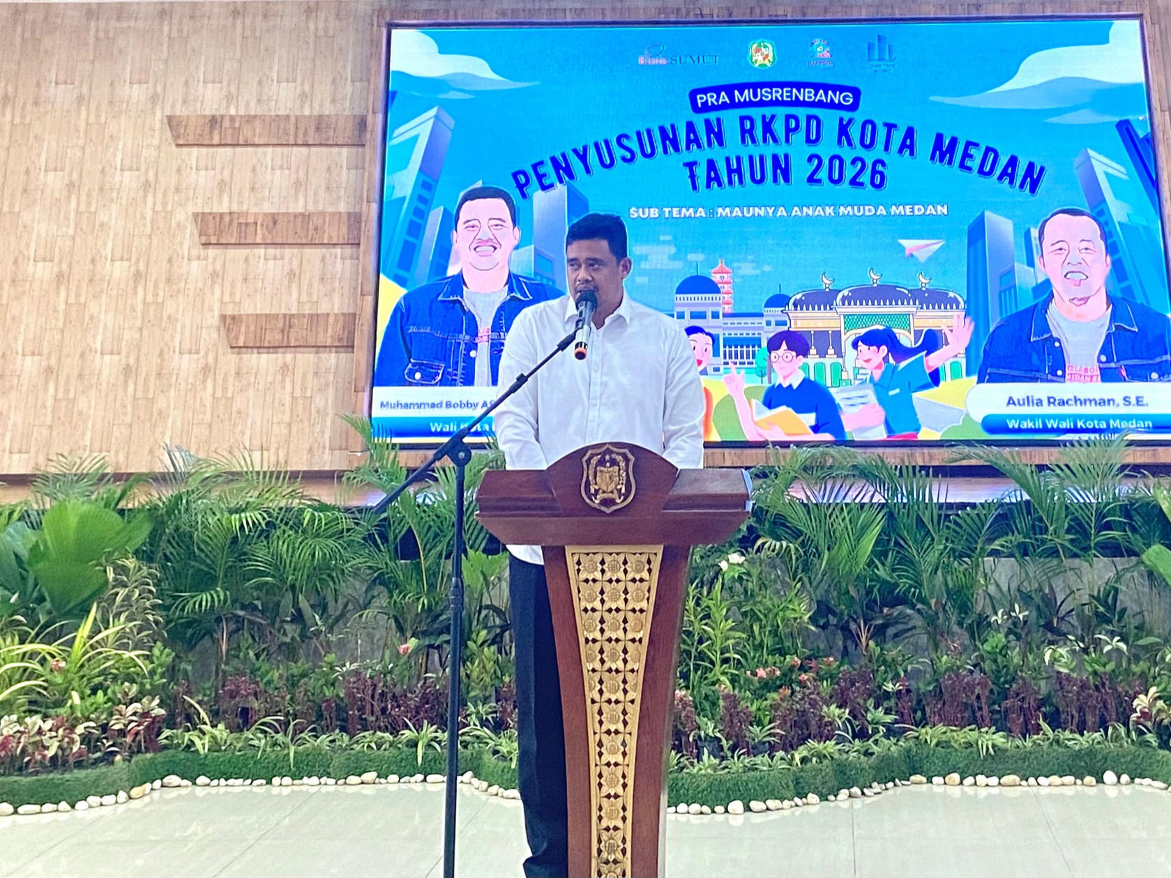 Wali Kota Medan, Bobby Nasution Mengapresiasi Digelarnya Pra Musyawarah Perencanaan Pembangunan (Musrenbang) Penyusunan Rencana Kerja Pemerintah Daerah (RKPD) Kota Medan Tahun 2026 Yang Mengusung Tema “Maunya Anak Muda Medan” di Gedung Serba Guna TP PKK Kota Medan Jalan Rotan Medan, Senin (25/11/2024)