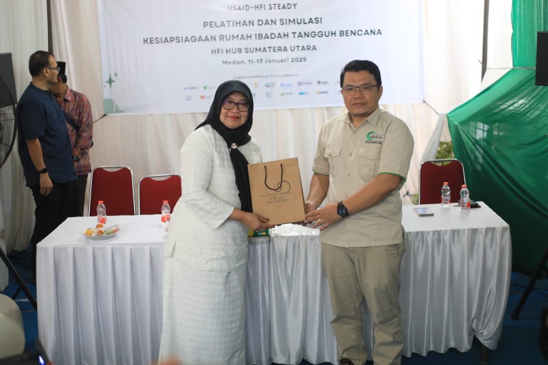 Pemko Medan Menyambut Baik Pelatihan dan Simulasi Kesiapsiagaan Rumah Ibadah Tanggung Bencana (RITB) yang digelar HFI HUB Sumatera Utara ( USAID - HFI Steady) di Mesjid Ar Rahman, Jalan Brigjend Katamso, Gang Pelita II, Medan Maimun, Sabtu (11/1/2025)