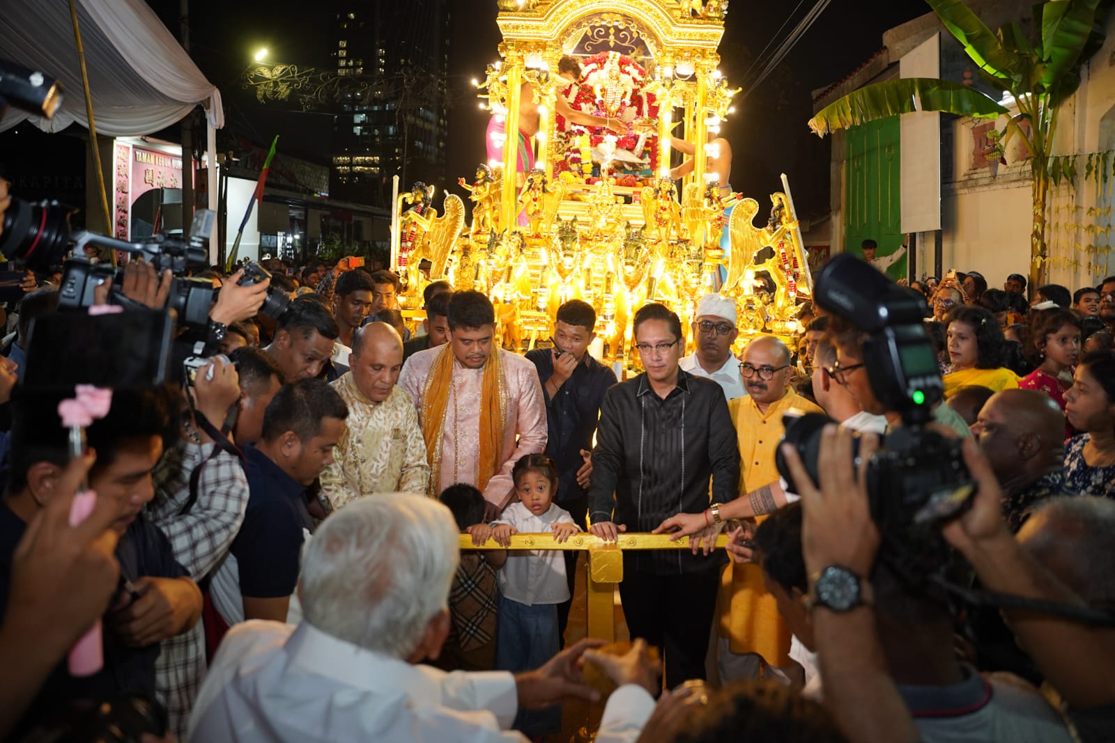 Hadiri Thaipusam Medan Street Festival 2025, Bobby Nasution  Wujudkan Kolaborasi  Bangun Hindu Center