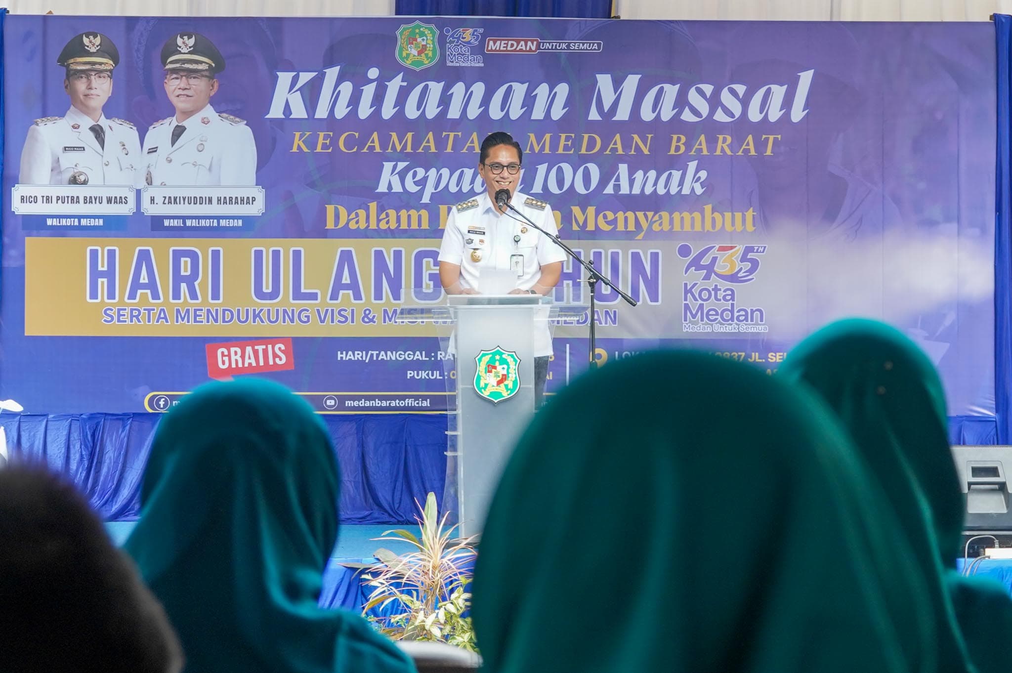 Rico Waas Tepungtawari Peserta Khitanan Massal Kecamatan Medan Barat