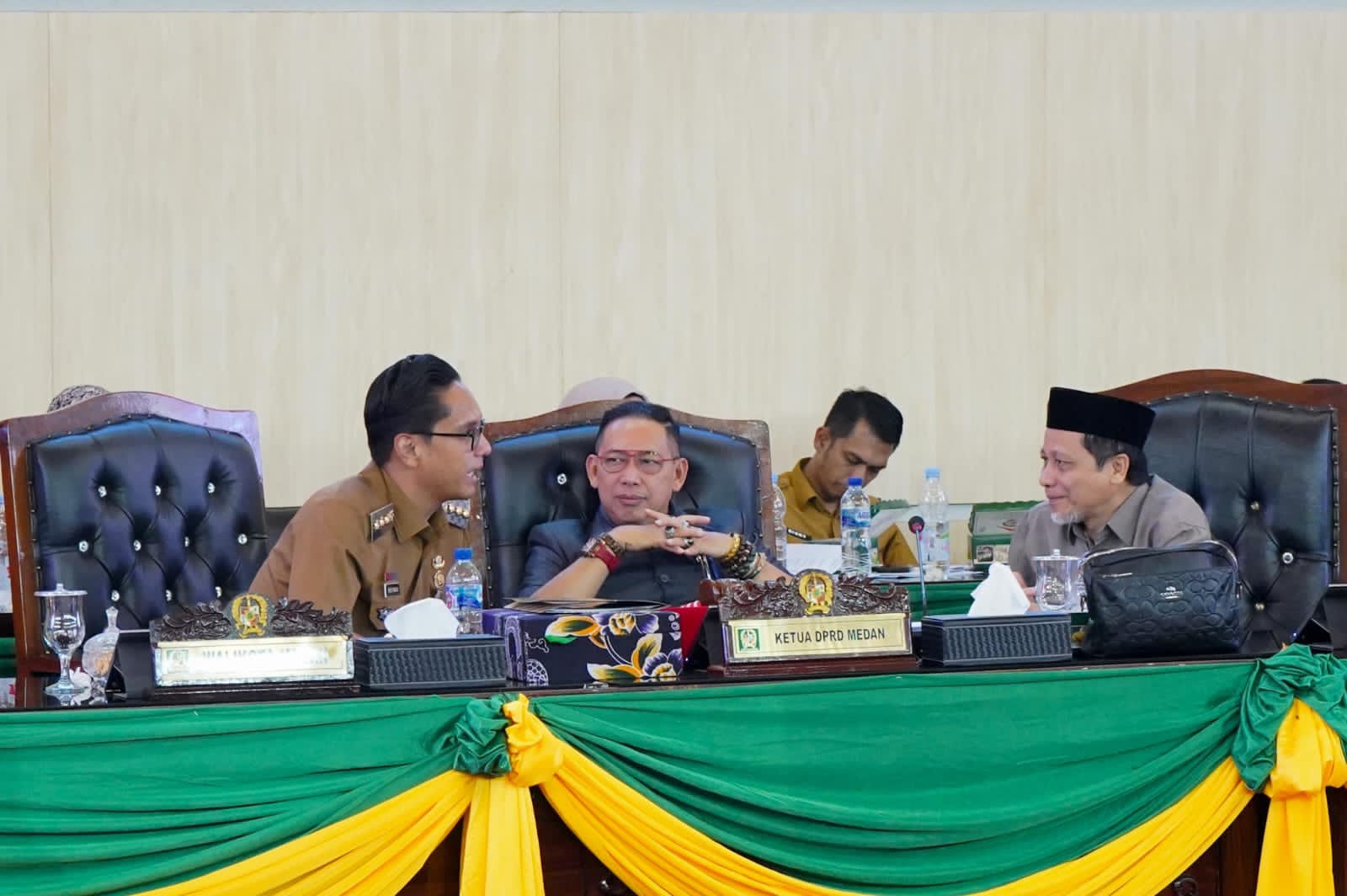 Tanggapi Fraksi DPRD, Rico Waas Tegaskan Komitmen Perkuat Kawasan Tanpa Rokok
