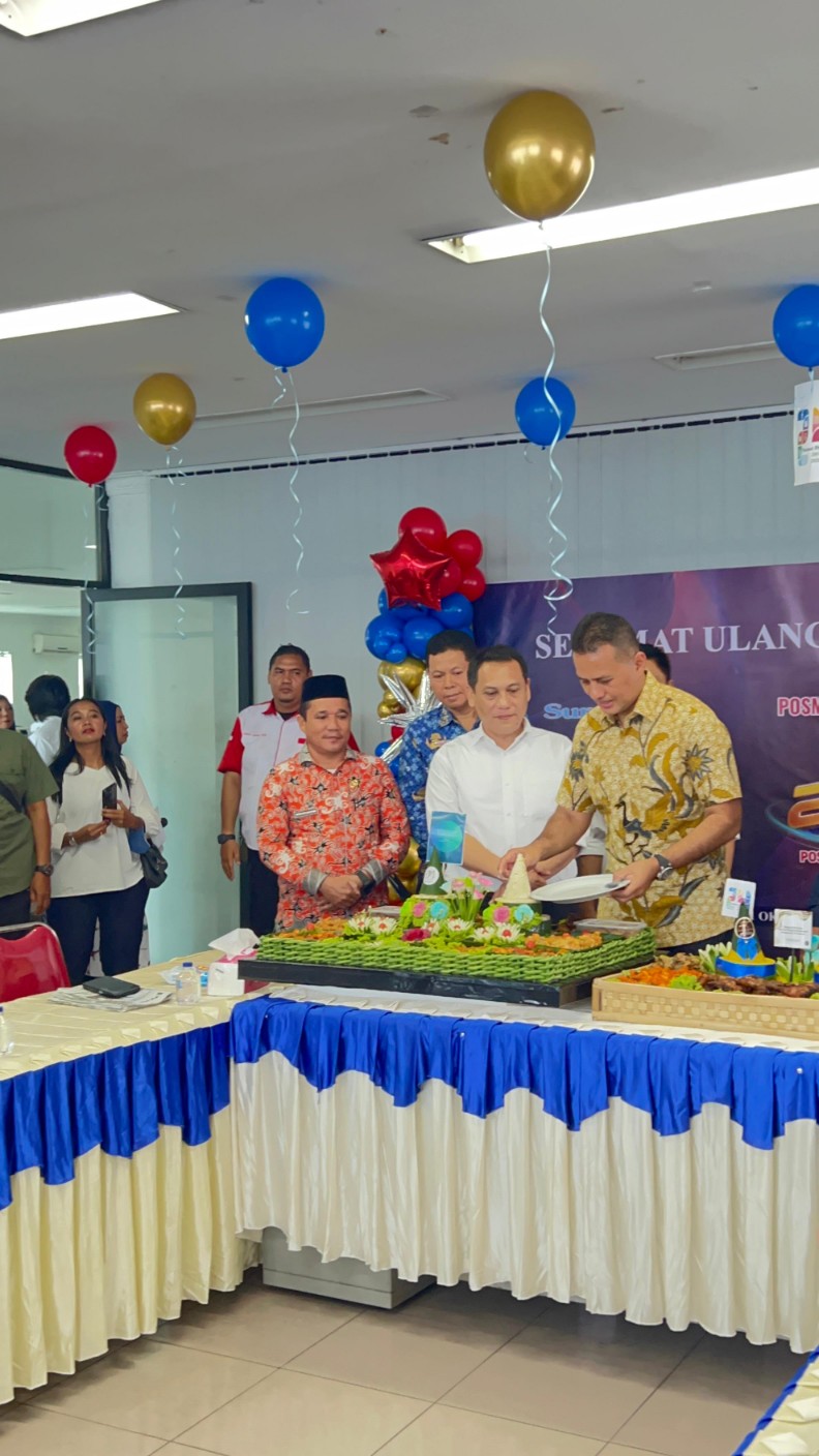 Kepala Dinas Komunikasi dan Informatika Arrahmaan Pane Memberikan Sambutan Pada Peringatan Hari Ulang Tahun Ke-24 Harian Posmetro Medan dan Sumut Pos – Jawa Pos Group, di Gedung Graha Pena, Jalan Sisingamangaraja Km 8,5 Medan, Rabu (1/10/2025)