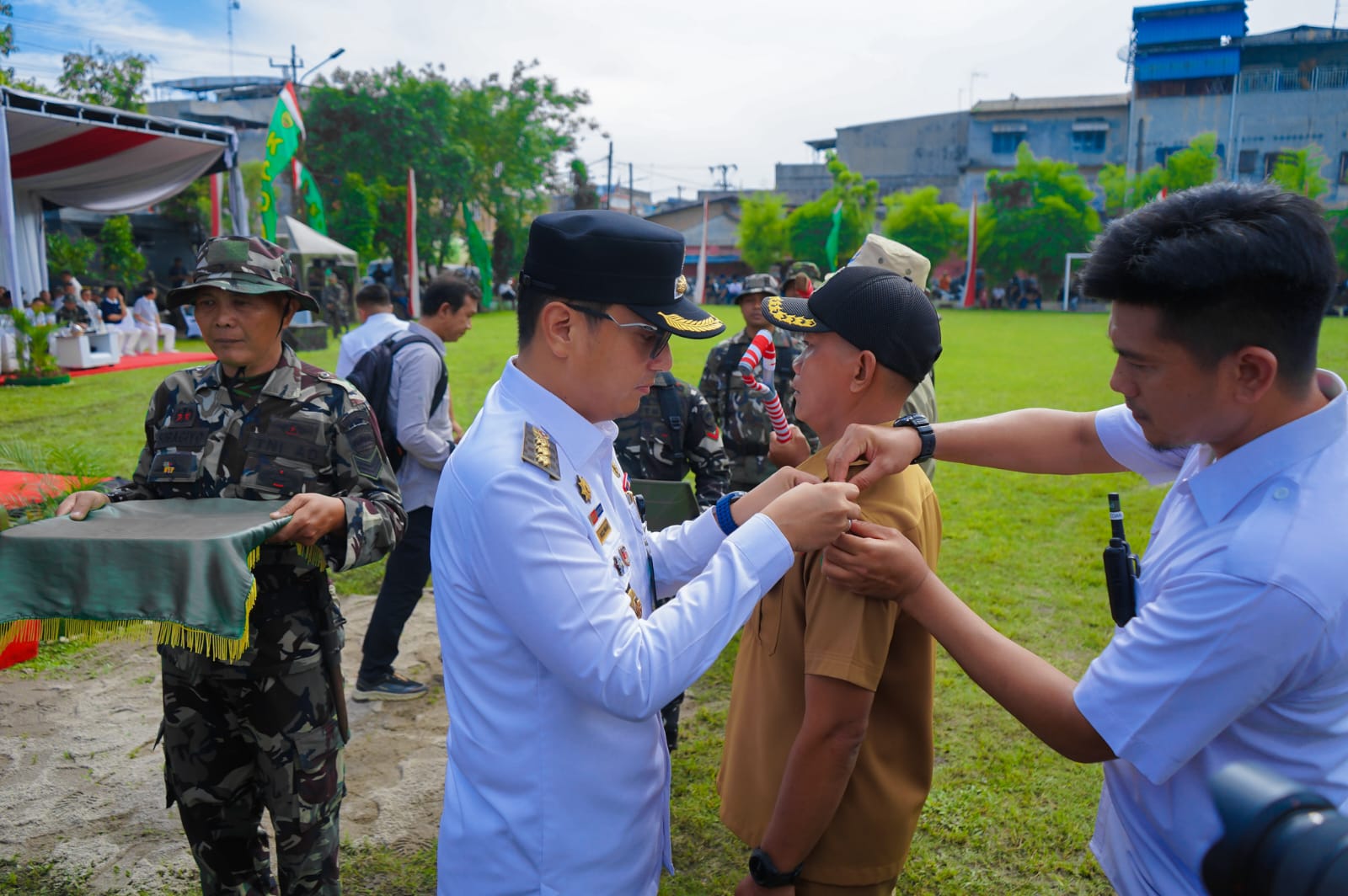 Pimpin Upacara Pembukaan TMMD ke 126, Rico Waas Tekankan Pentingnya Sinergitas Dalam Pembangunan Yang Berkelanjutan