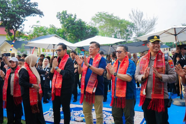 Wali Kota Medan, Rico Tri Putra Bayu Waas Menghadiri Acara Difabel Great Camp (DGC) 2025 Yang Diselenggarakan Yayasan Khadijah Sharaswaty Indonesia, di Lap. Balai Desa Helvetia, Kec. Medan Helvetia, Sabtu (1/11/2025)