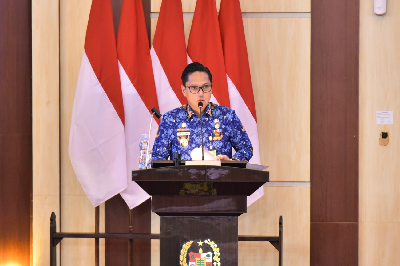 Wali Kota Medan, Rico Tri Putra Bayu Waas Bersama DPRD Kota Medan Menyetujui dan Mengesahkan Rancangan Peraturan Daerah (Ranperda) Kota Medan Tentang Pencegahan dan Penanggulangan Kebakaran menjadi Peraturan Daerah (Perda) dalam sidang Paripurna DPRD Kota Medan, Senin (17/11/2025)
