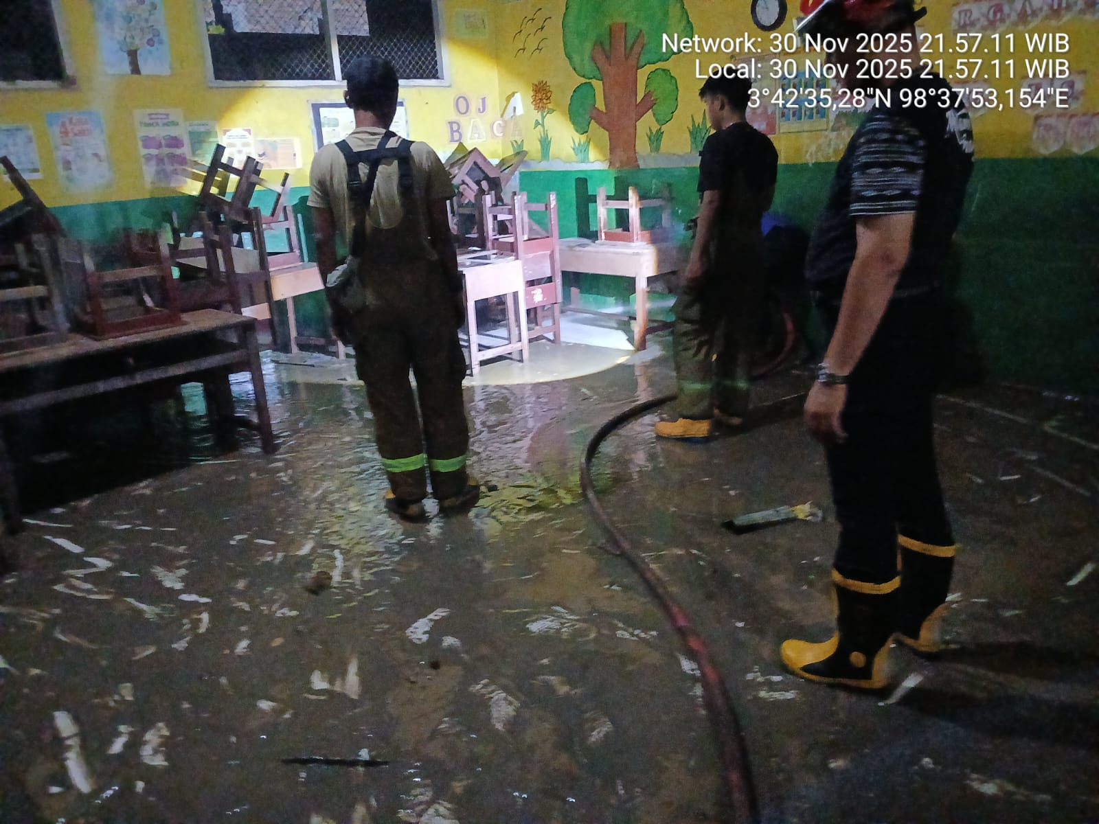 Pasca Banjir Besar di Marelan, Warga Mulai Pulang, Fokus Penanganan Bergeser Ke Pembersihan Fasum dan Pemeriksaan Kesehatan Masyarakat