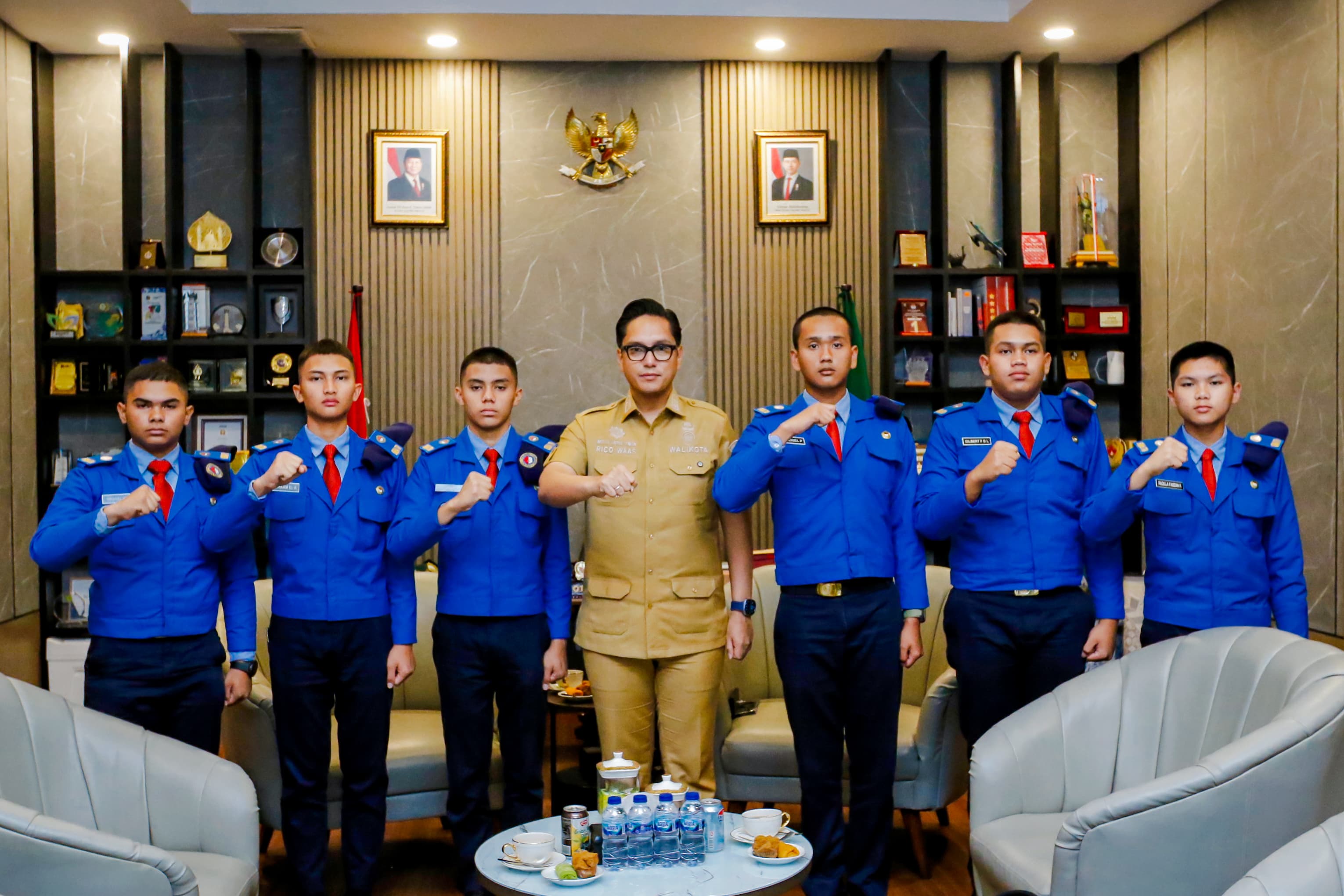 Dikunjungi Siswa SMA Taruna Nusantara, Rico Waas Bagikan Pengalaman Hidup dan Sampaikan Pesan Motivasi