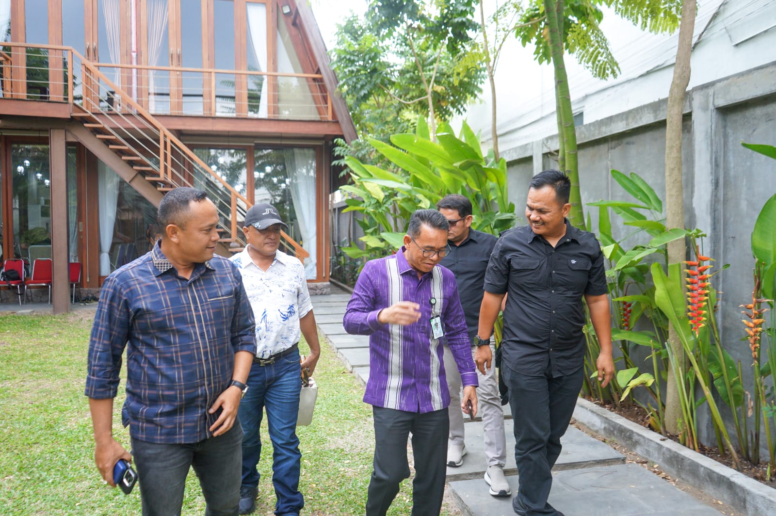 Momen Hangat Wakil Wali Kota Medan Terima Kunjungan Danyon Parako 463 Pasgat