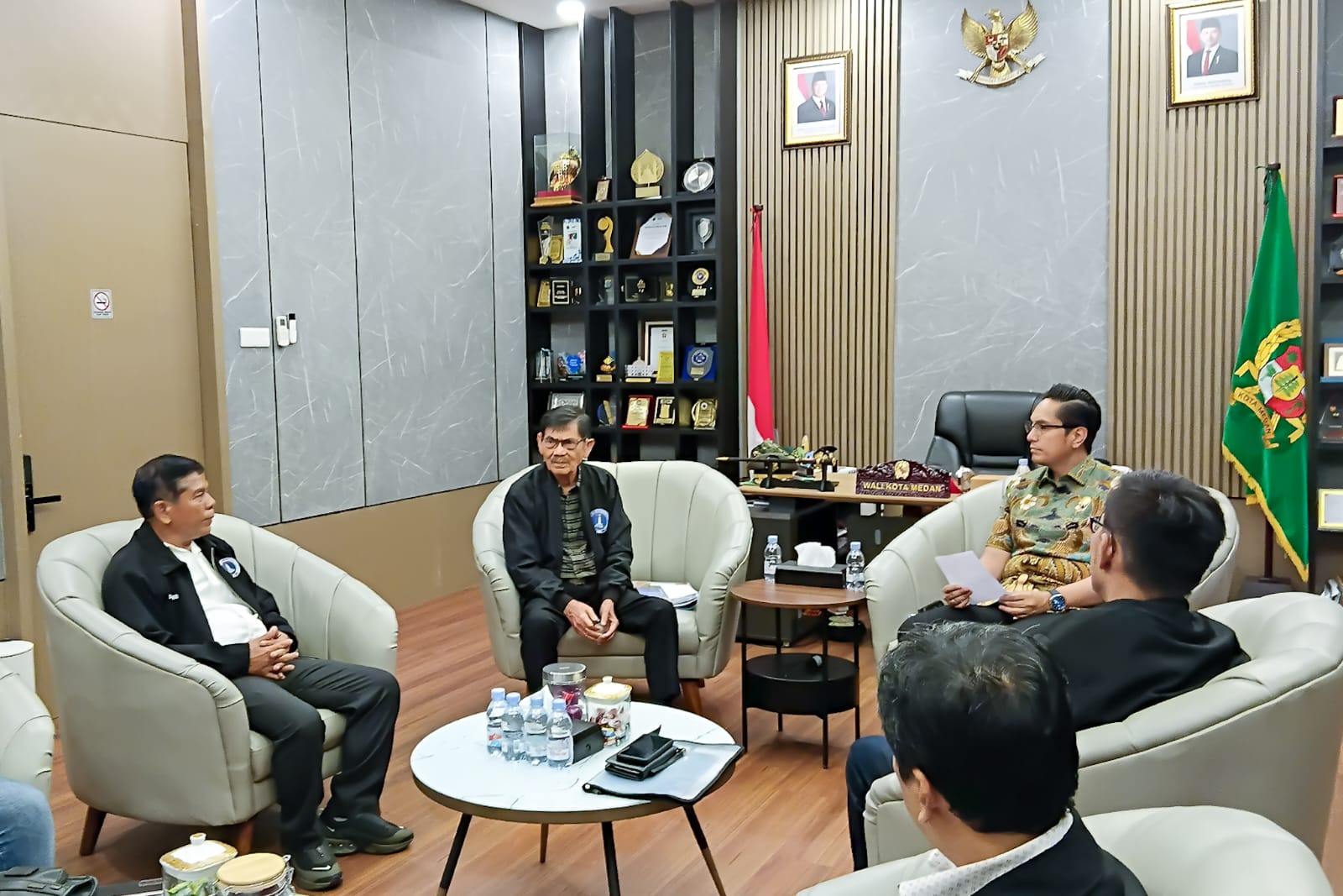 Terima Audiensi Pomparan Raja Silahisabungan, Rico Waas: Jaga Kelestarian Budaya dari Gempuran Teknologi