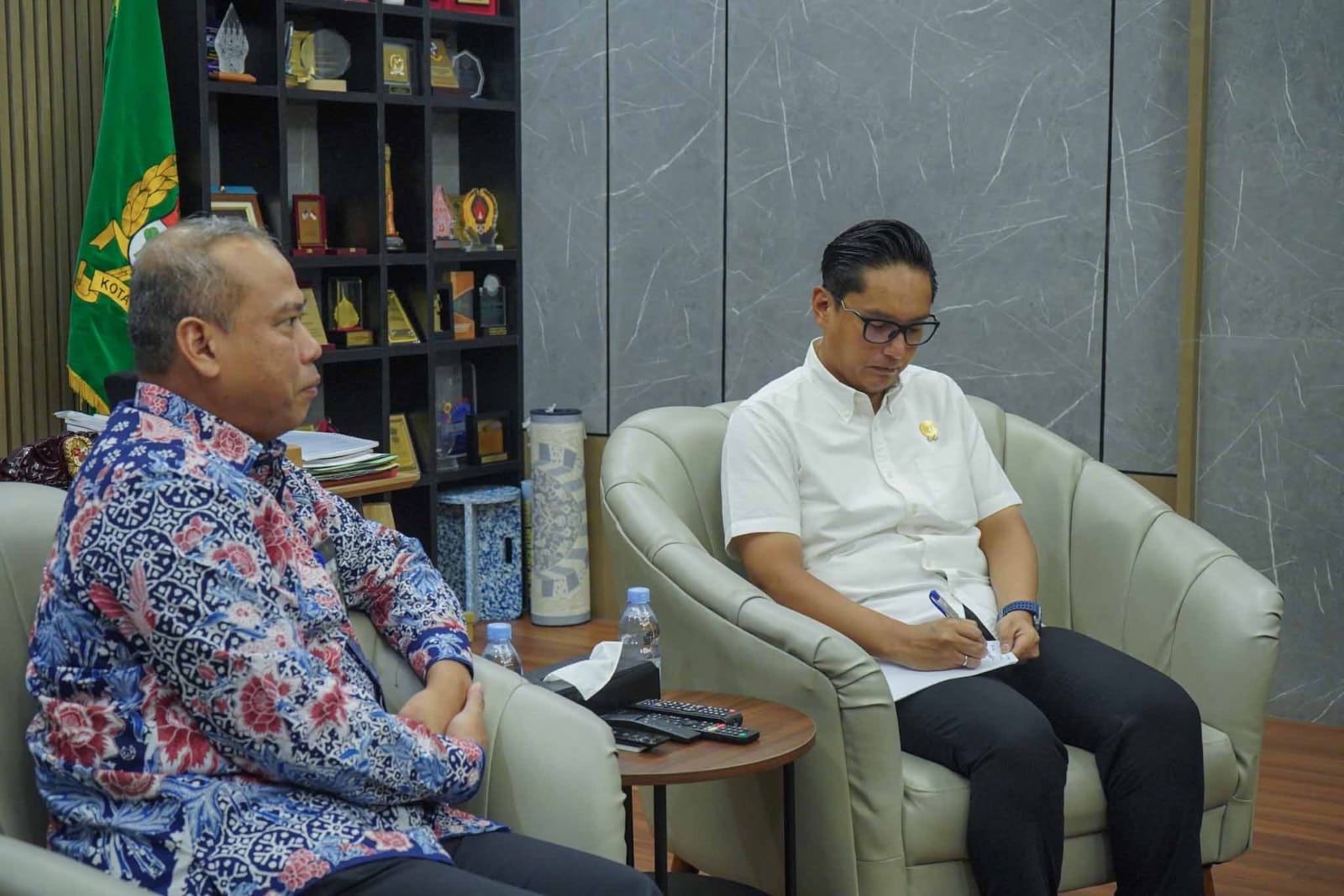 Rico Waas–Kemenkeu Bahas Penguatan Ekonomi Medan, UMKM dan Belawan Jadi Fokus
