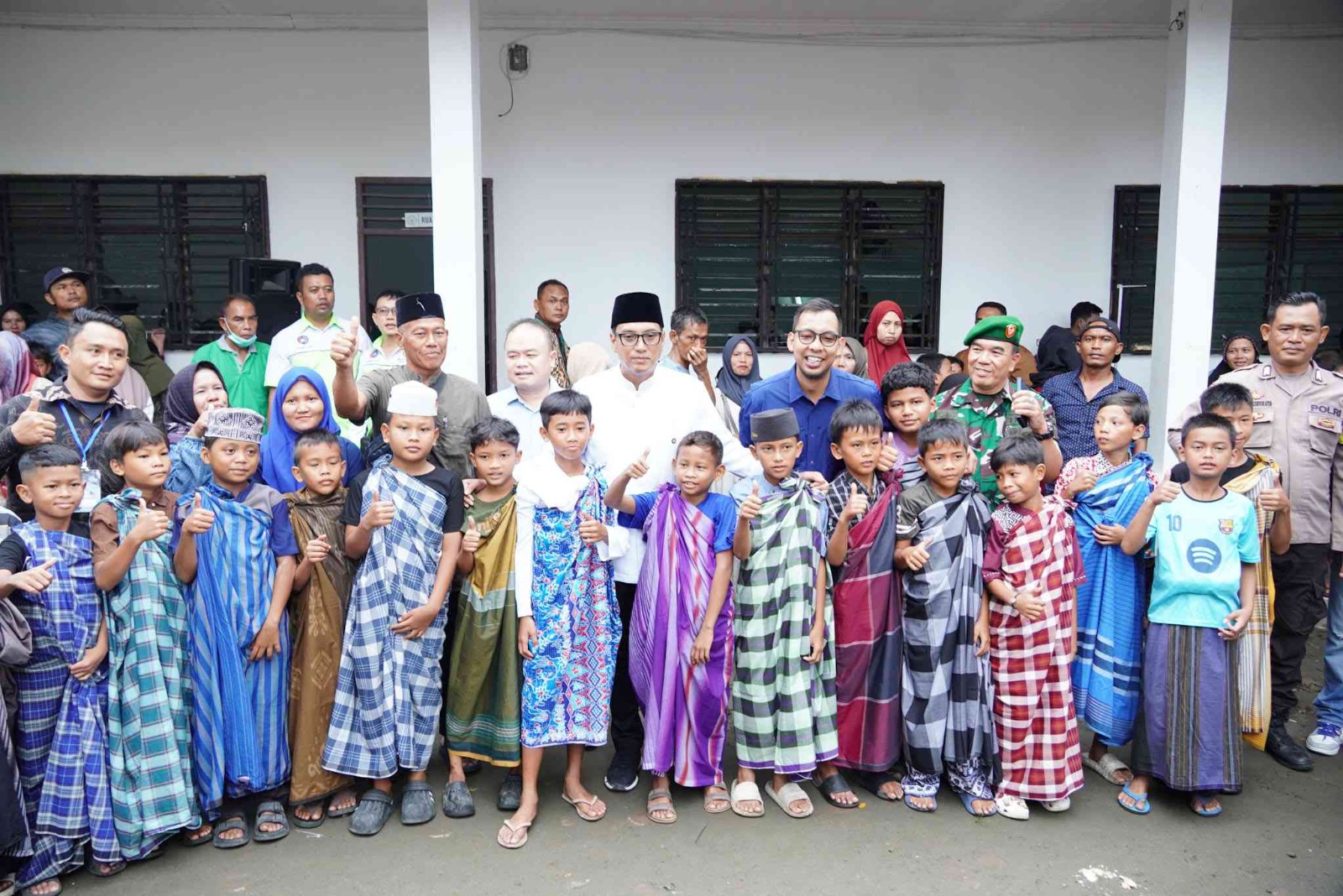 Rico Waas Apresiasi Inisiatif Khitanan Massal 200 Anak di Medan Deli