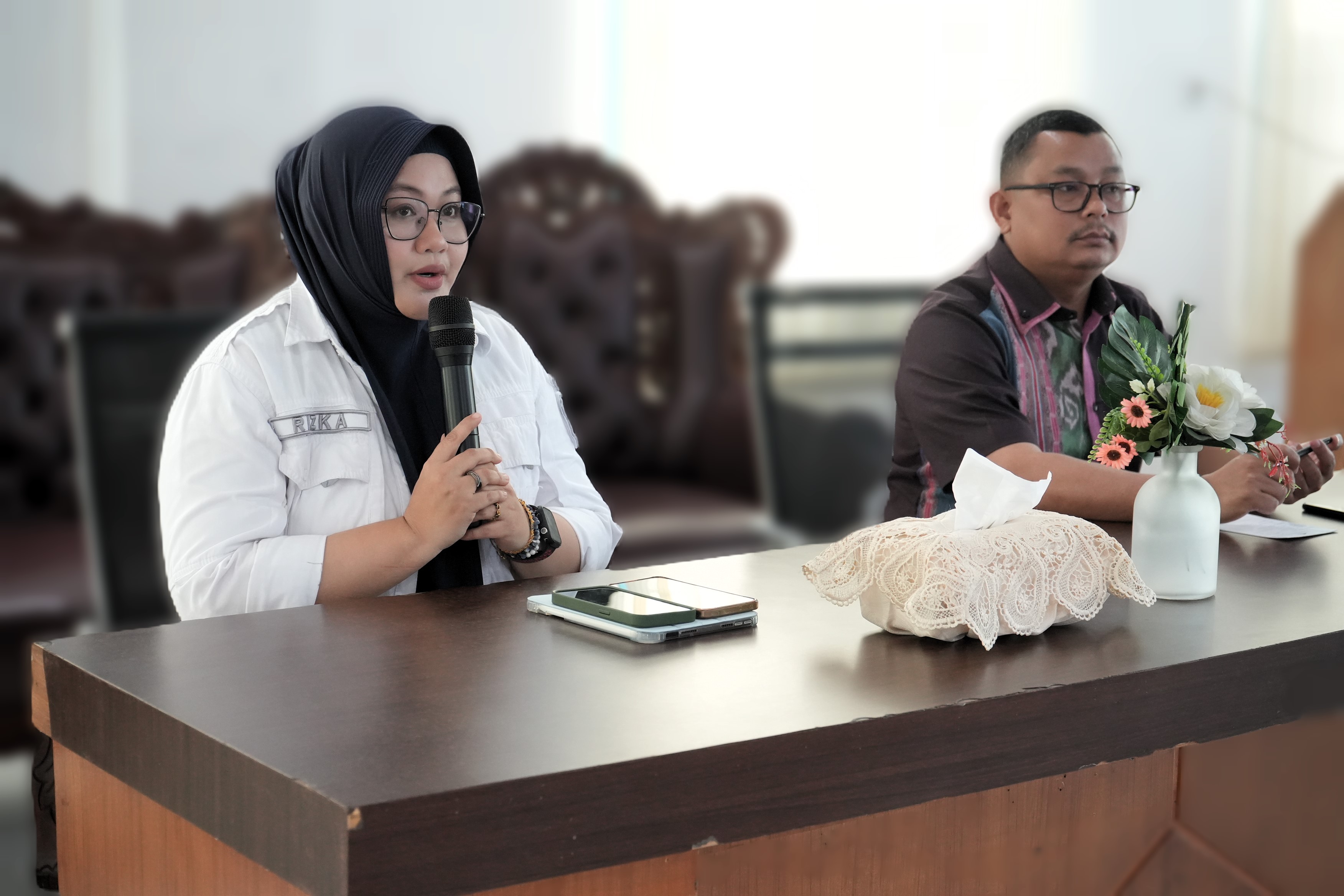 Pemko Medan melalui Dinas Komunikasi dan Informatika (Diskominfo) bekerja sama dengan USAID IUWASH Tangguh menggelar Pelatihan Penerapan Pengaduan Sektor Air Minum Aman, Sanitasi Aman, dan Pengelolaan Sumber Daya Air Melalui Aplikasi Pengaduan SP4N LAPOR! selama dua hari, 8-9 November 2023.