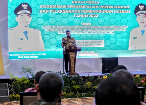 Buka Rapat Kerja Koordinasi Pengendalian Perencanaan dan Pelaksanaan Pembangunan Daerah, Wali Kota Medan Tidak Ingin Ancaman Resesi Menghambat Target Pembangunan Yang Telah di Sepakati di Tahun 2023