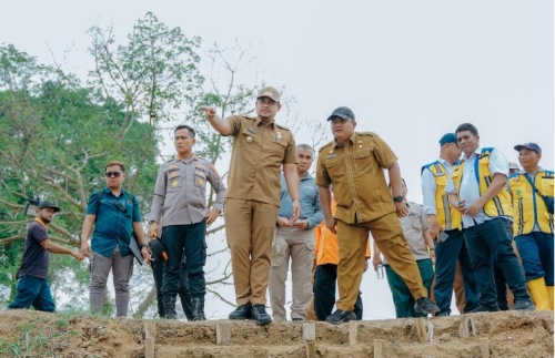 Pantau Gotong Royong, Bobby Nasution Susur Sungai Deli, Progres Pembersihan Capai 24,63 Persen