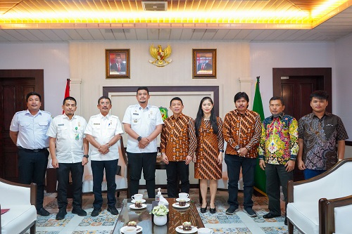 Bobby Nasution Terima Audiensi Dewan Pengurus Daerah Real Estate Indonesia (DPD REI) Sumatera Utara di Balai Kota, Rabu (14/9)