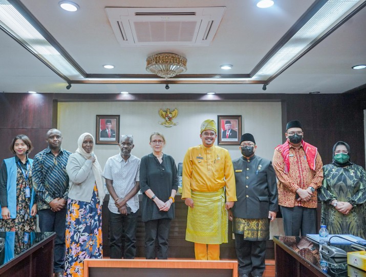 Wali Kota Medan, Bobby Nasution Menerima Kunjungan Kerja Ms Valerie Jualiand Selaku United Nations Resident Coordinator United City for Indonesia di Balai Kota Medan, Jumat (3/6)