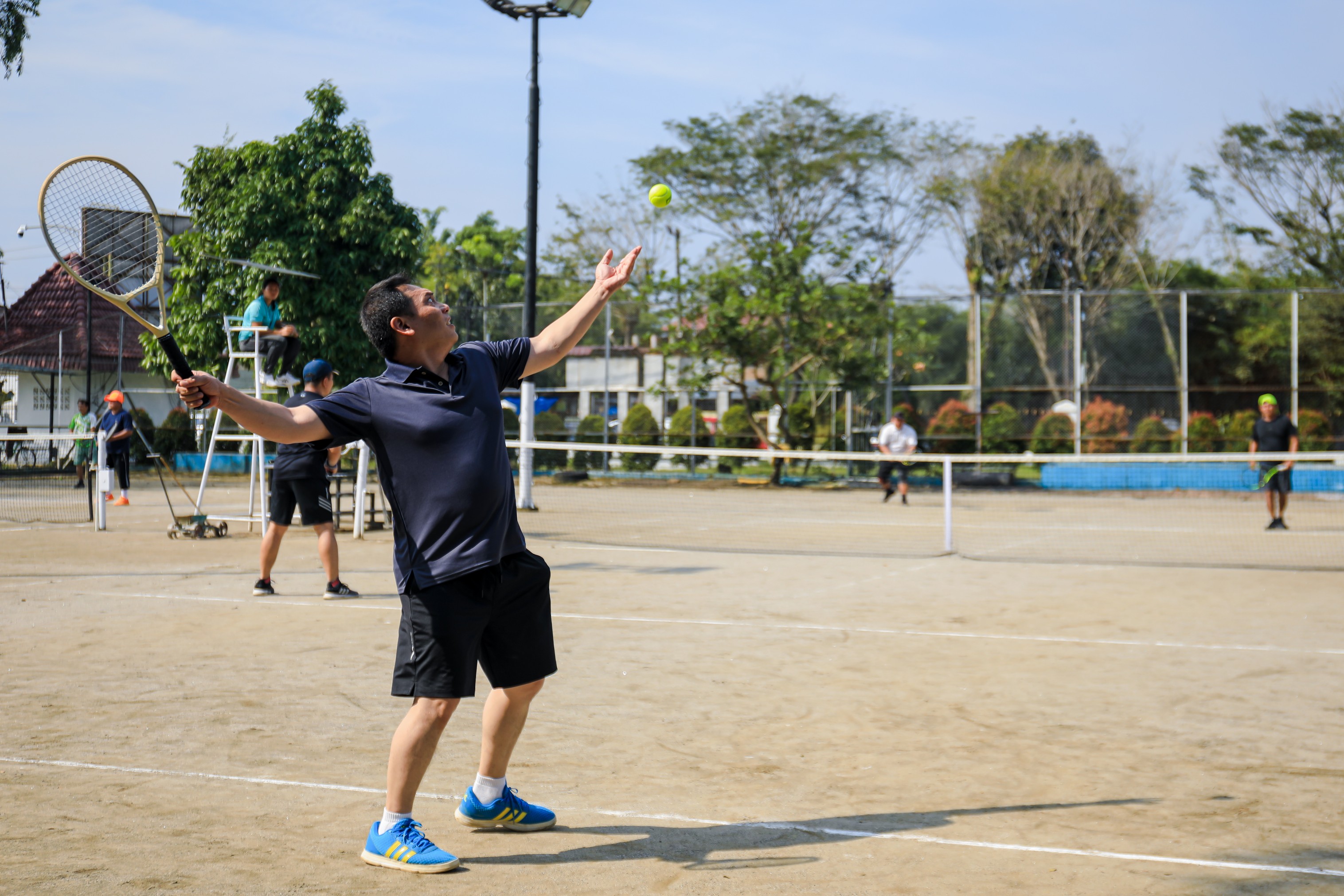 Pemko Medan Menggelar Turnamen Tenis Lapangan, di Lapangan Tenis USU Pintu 4, jalan Tri Dharma, Kecamatan Medan Baru, Rabu (6/12/2023)