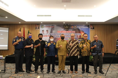 Pemko Medan Melalui Dinas Pencegahan dan Pemadam Kebakaran Kota Medan Menggelar Seminar Resiko Kebakaran Terhadap Bangunan Tinggi dan Antisipasi Resiko Yang Diadakan di Hotel Radisson, Selasa (26/7).