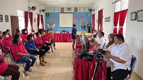 Pemko Medan Melalui Dinas Kependudukan dan Catatan Sipil (Disdukcapil) Berkolaborasi Dengan Rutan Perempuan Kelas II Tanjung Gusta Medan melakukan Pemadanan dan Pendataan Nomor Induk Kewarganegaraan (NIK) Warga Binaan Rutan Perempuan  Kelas II Tanjung Gusta, Rabu (3/8).