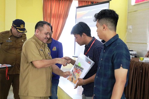 Bobby Nasution Diwakili Kadis Perindustrian Medan Buka Pelatihan di Aula Kantor Camat Medan Belawan, Senin (10/10)