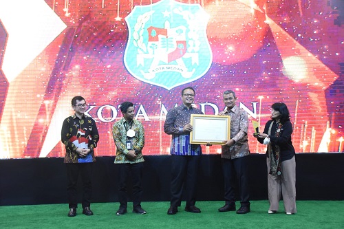 Pemko Medan Raih Penghargaan Training Rate Award 2022, Rabu (7/12) di Auditorium Prof. Agus Dwiyanto Gedung A Lembaga Administrasi Negara (LAN).