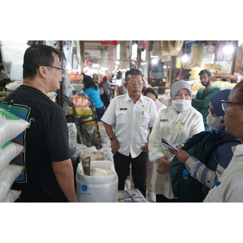 Tim Badan Pangan Nasional/ National Food Agency (NFA) Melakukan Kunjungan Ke Kota Medan Untuk Memonitoring Harga Kebutuhan Pokok di Pasar Kota Medan