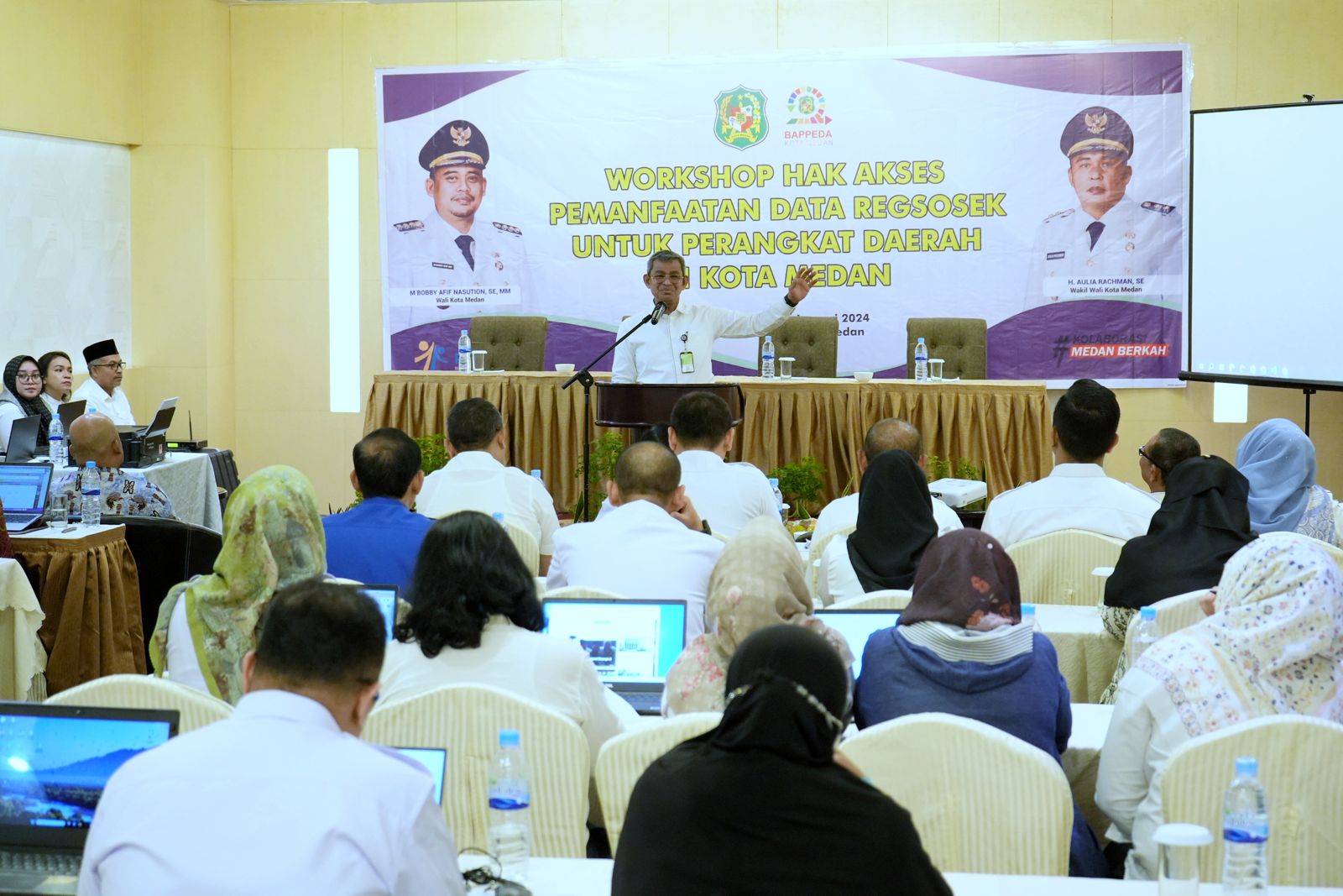 Buka Workshop Hak Akses Pemanfaatan Data Regsosek, Sekda Berpesan Agar Hati-Hati dalam Menggunakan Data