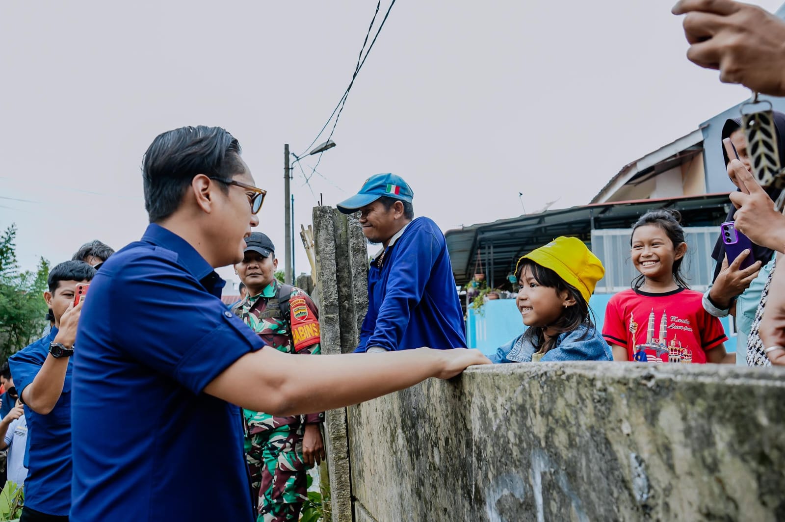 Susuri Sungai Batuan,  Rico Waas Temukan Penyempitan Pemicu Banjir