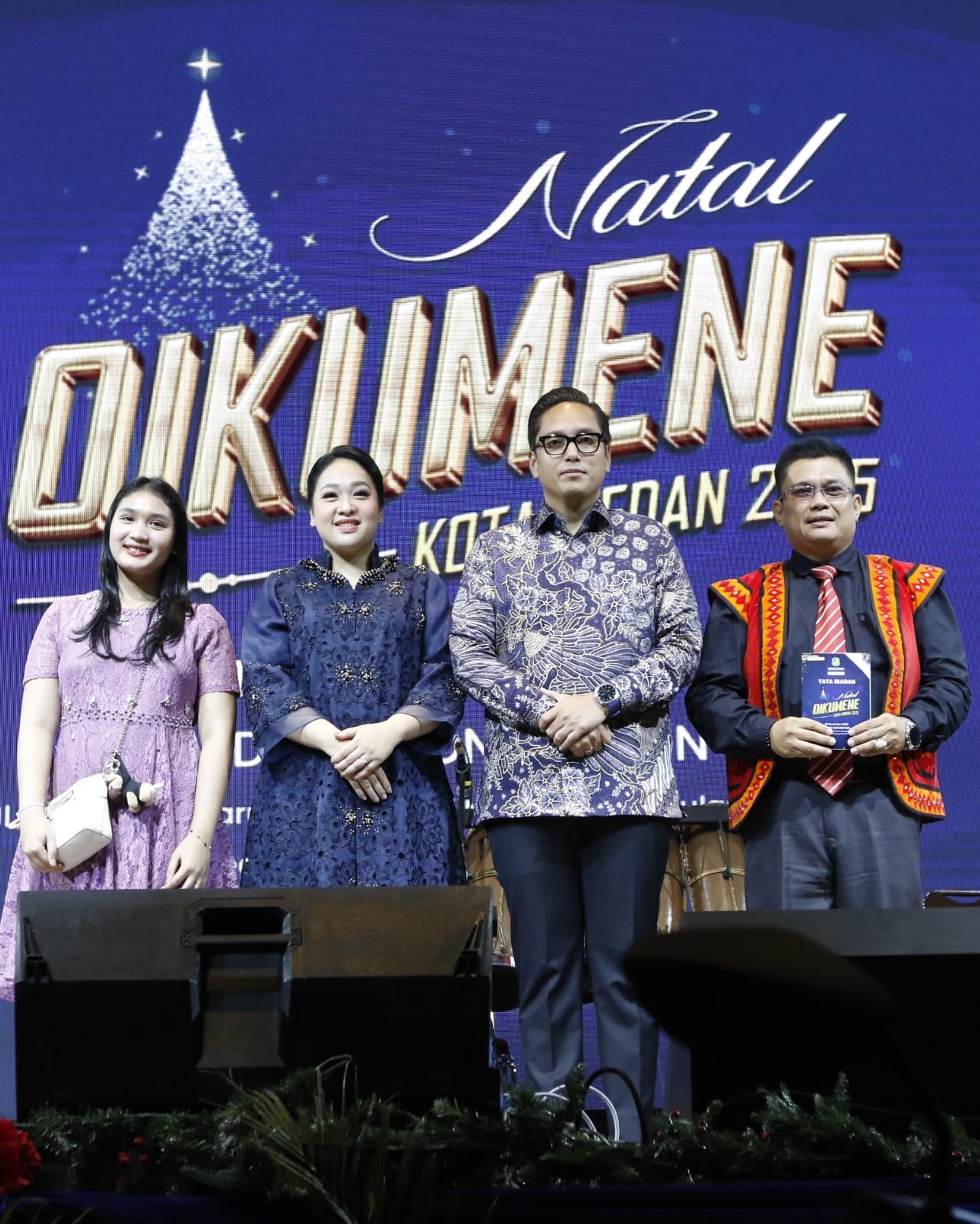 Perayaan Natal Oikumene Kota Medan 2025 Berlangsung Meriah, Rico Waas Pesankan Terus Tumbuhkan Toleransi dan Perkuat Persatuan