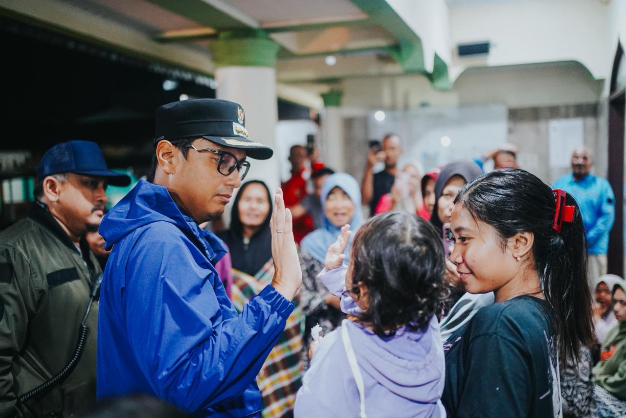 Hujan Deras dan Angin Kencang Landa Medan, Rico Waas Gerak Cepat Pastikan Keselamatan Warga